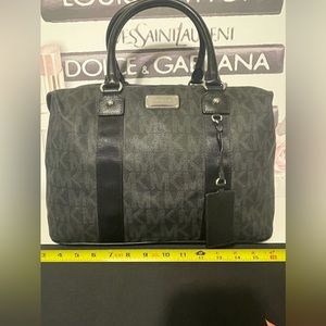 Authentic - Michael Kors Weekender - Black